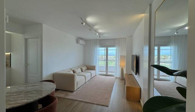 Apartamento - Venta - Torrevieja - JOA-88958
