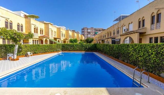 Apartment - Resale - Torrevieja - La Mata pueblo