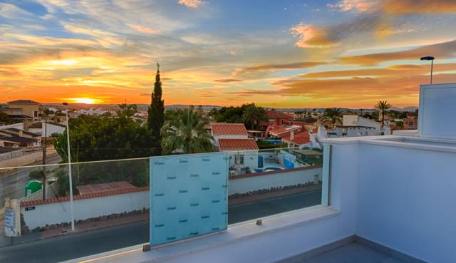 Bungalow - Nueva construcción  - Pilar de la Horadada - NBH-36718