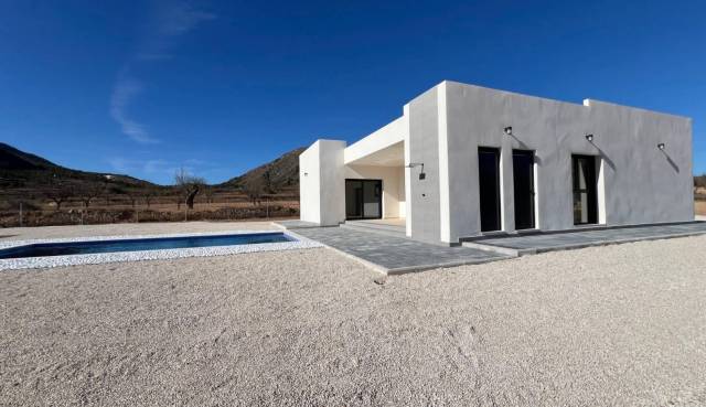 Chalet - Nueva construcción  - La Canalosa - NBH-13149
