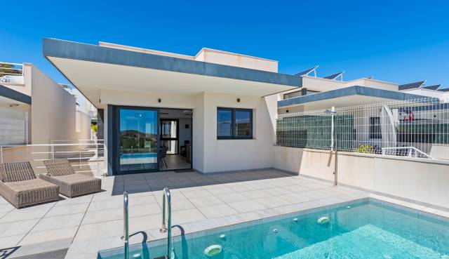 Chalet - Venta - San Miguel de Salinas - Orihuela Costa