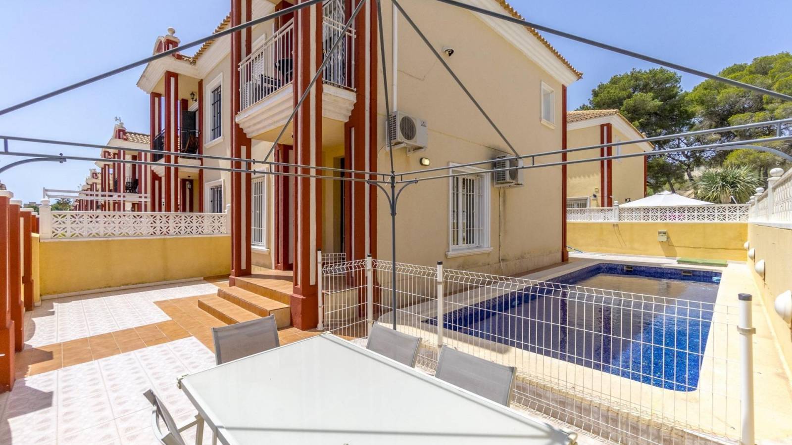 Herverkoop - Terraced house - Orihuela Costa - Campoamor