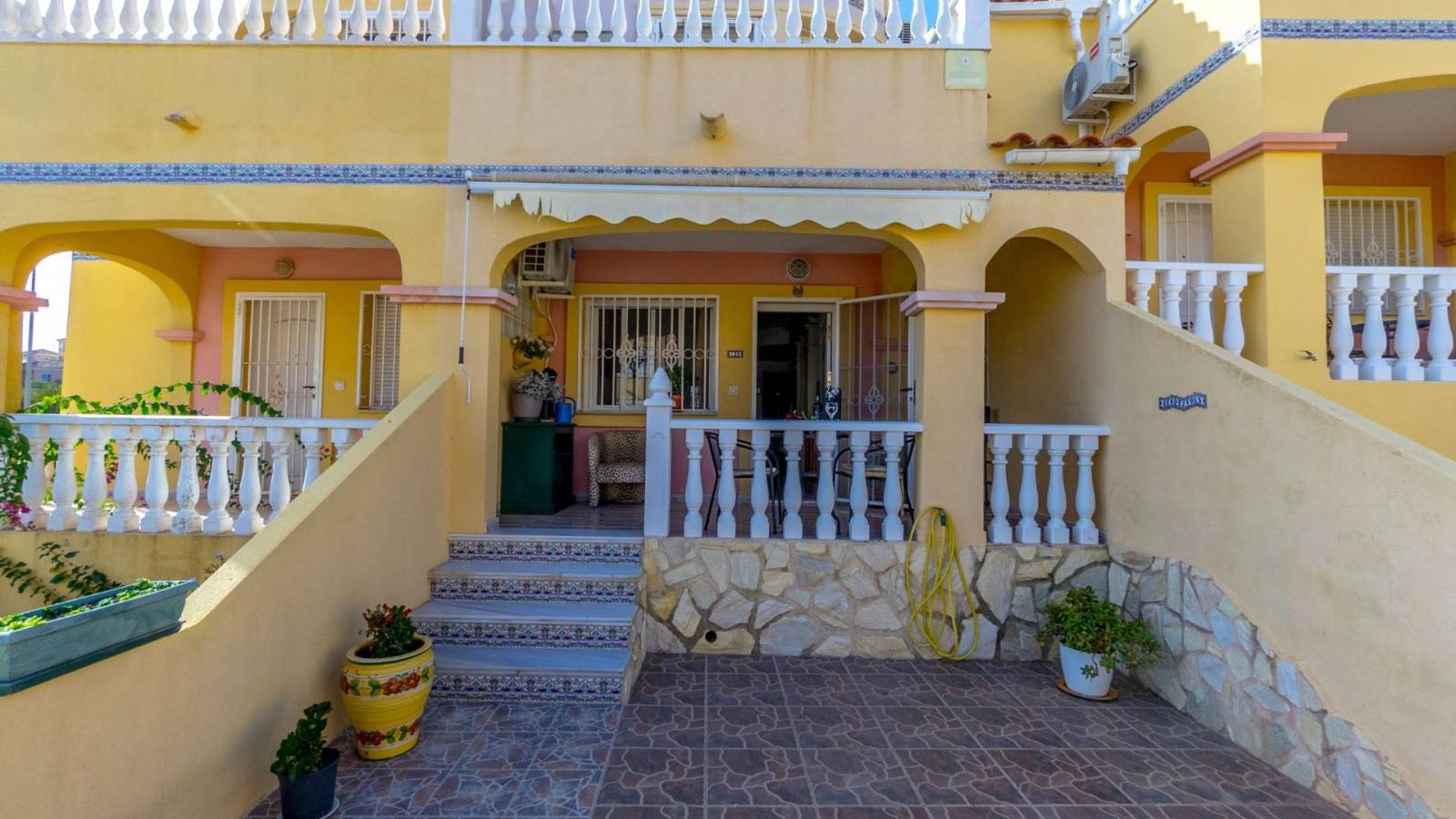 Herverkoop - Terraced house - Orihuela Costa - Las Filipinas