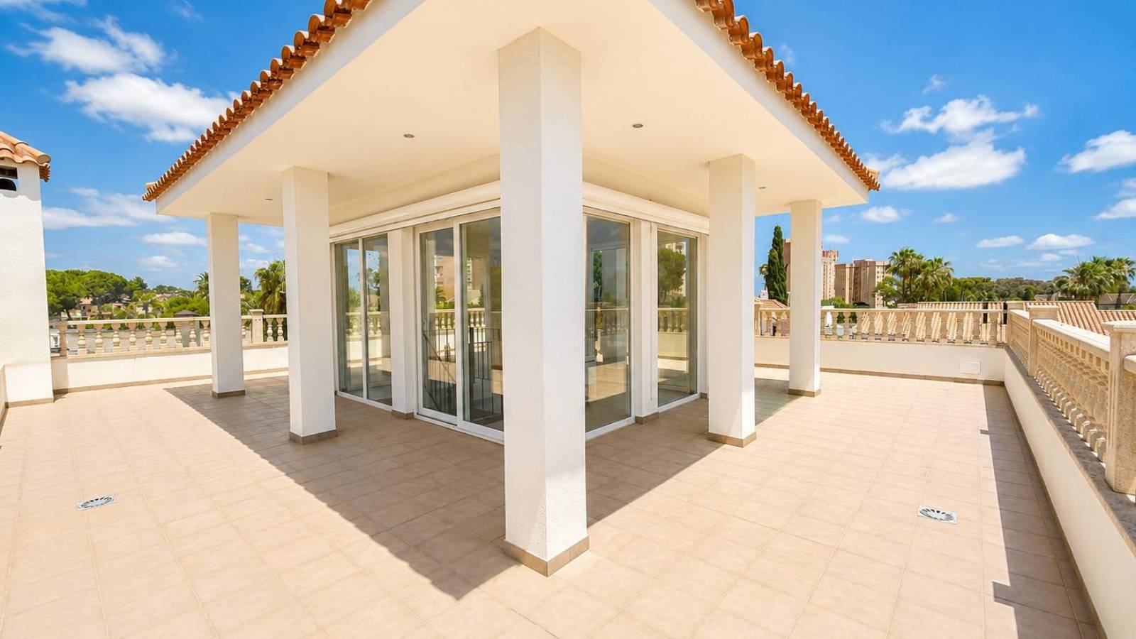 Herverkoop - Villa - Dehesa de campoamor - Campoamor