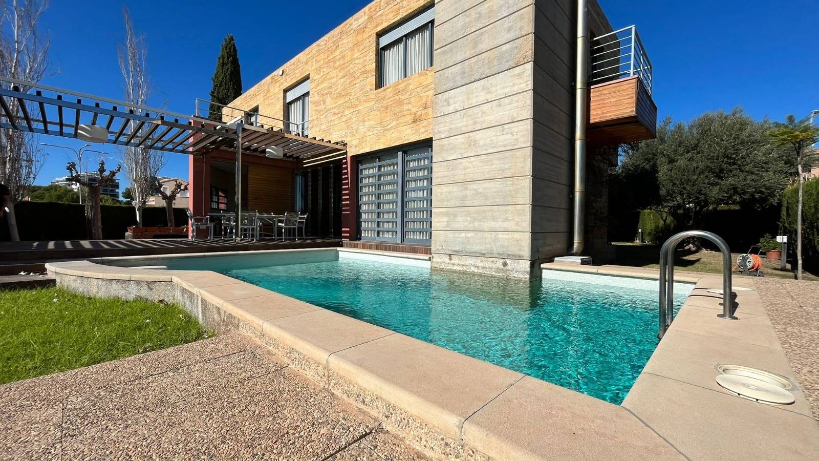 Herverkoop - Villa - Dehesa de campoamor - Campoamor
