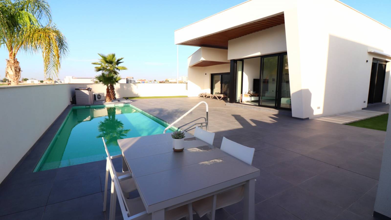 Herverkoop - Villa - Formentera del Segura - Euroroda