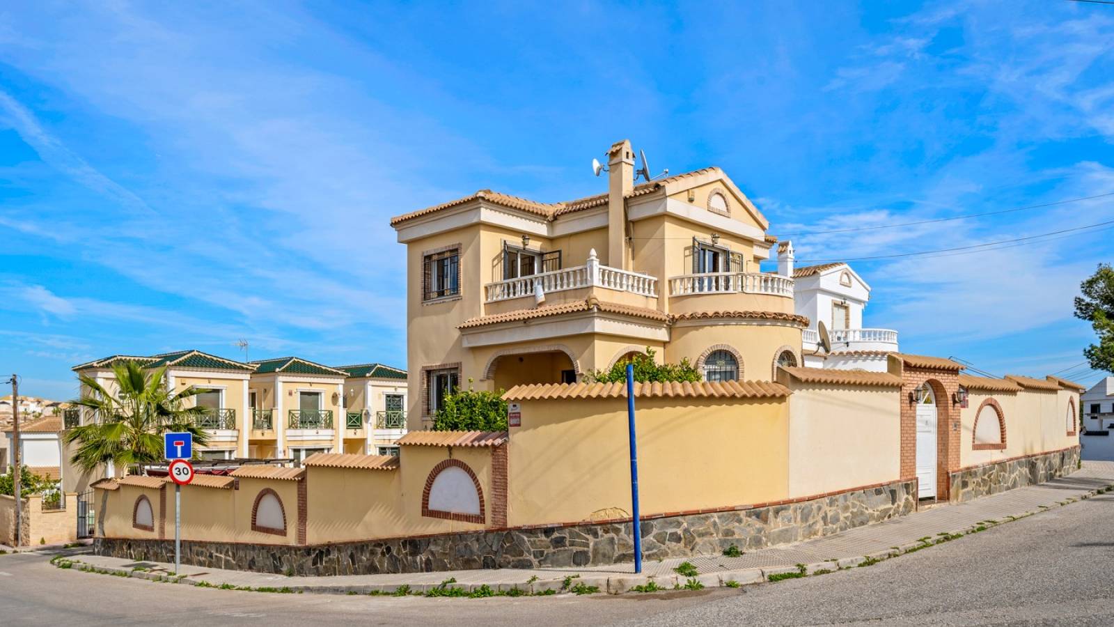 Herverkoop - Villa - Orihuela Costa - Castillo de Don Juan