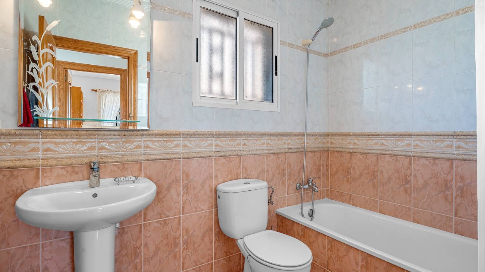 Herverkoop - Villa - Orihuela Costa - El Galan