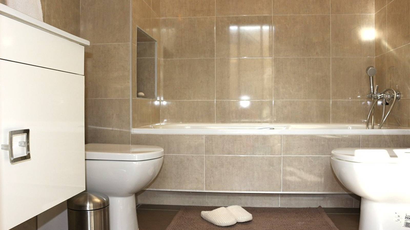 Herverkoop - Villa - Orihuela Costa - La Zenia