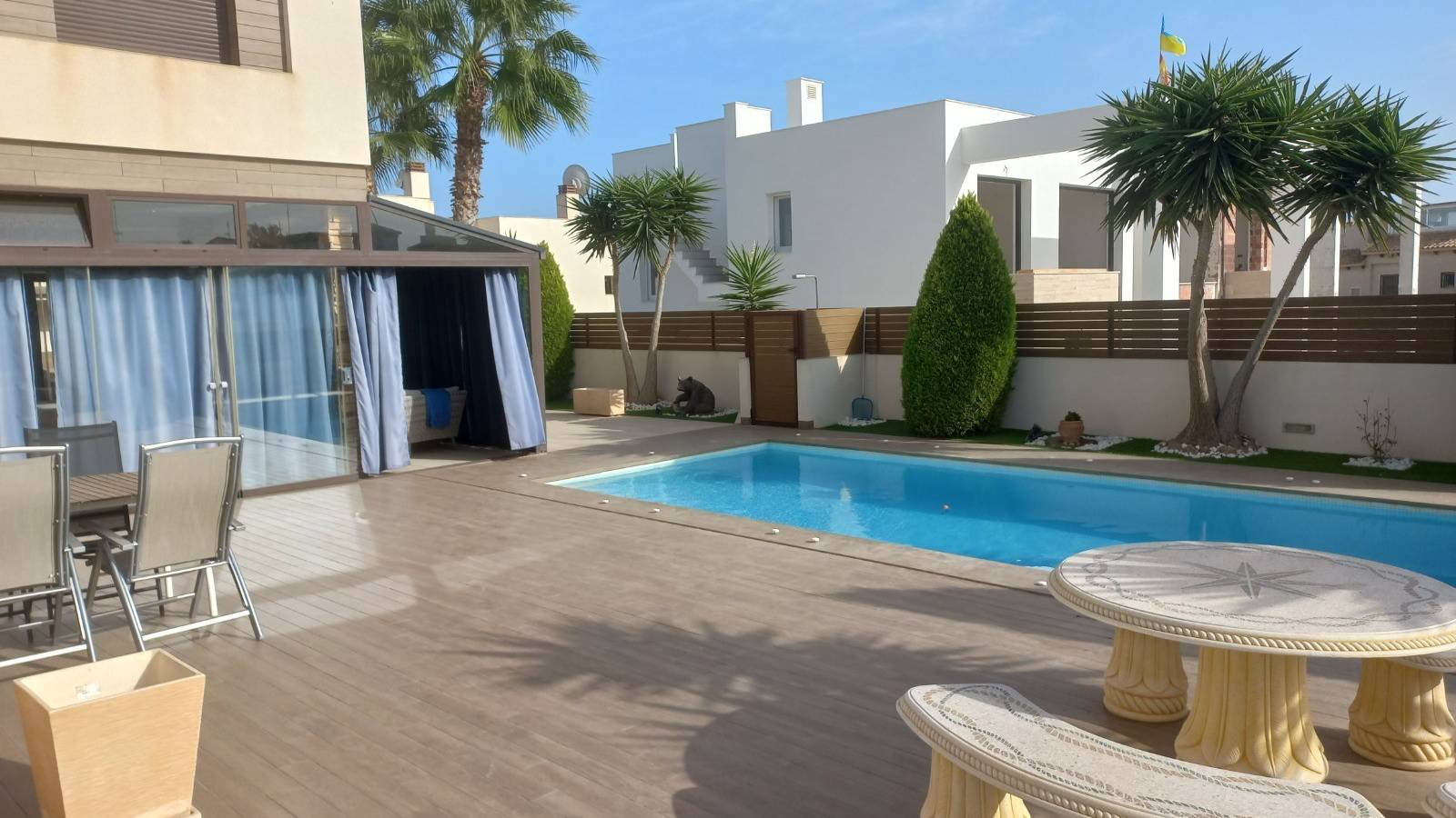 Herverkoop - Villa - Torrevieja - Aguas Nuevas