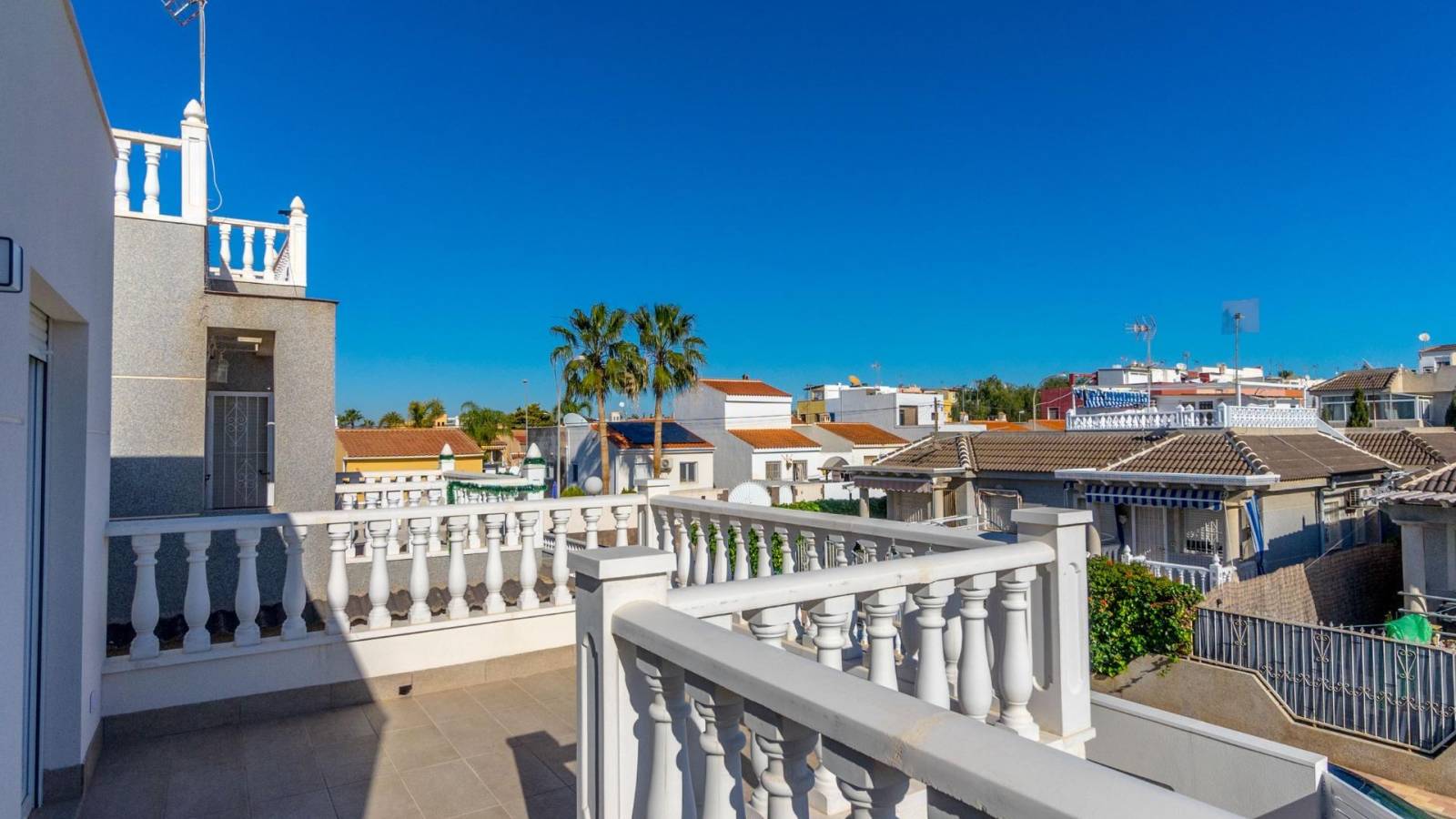 Herverkoop - Villa - Torrevieja - El Chaparral