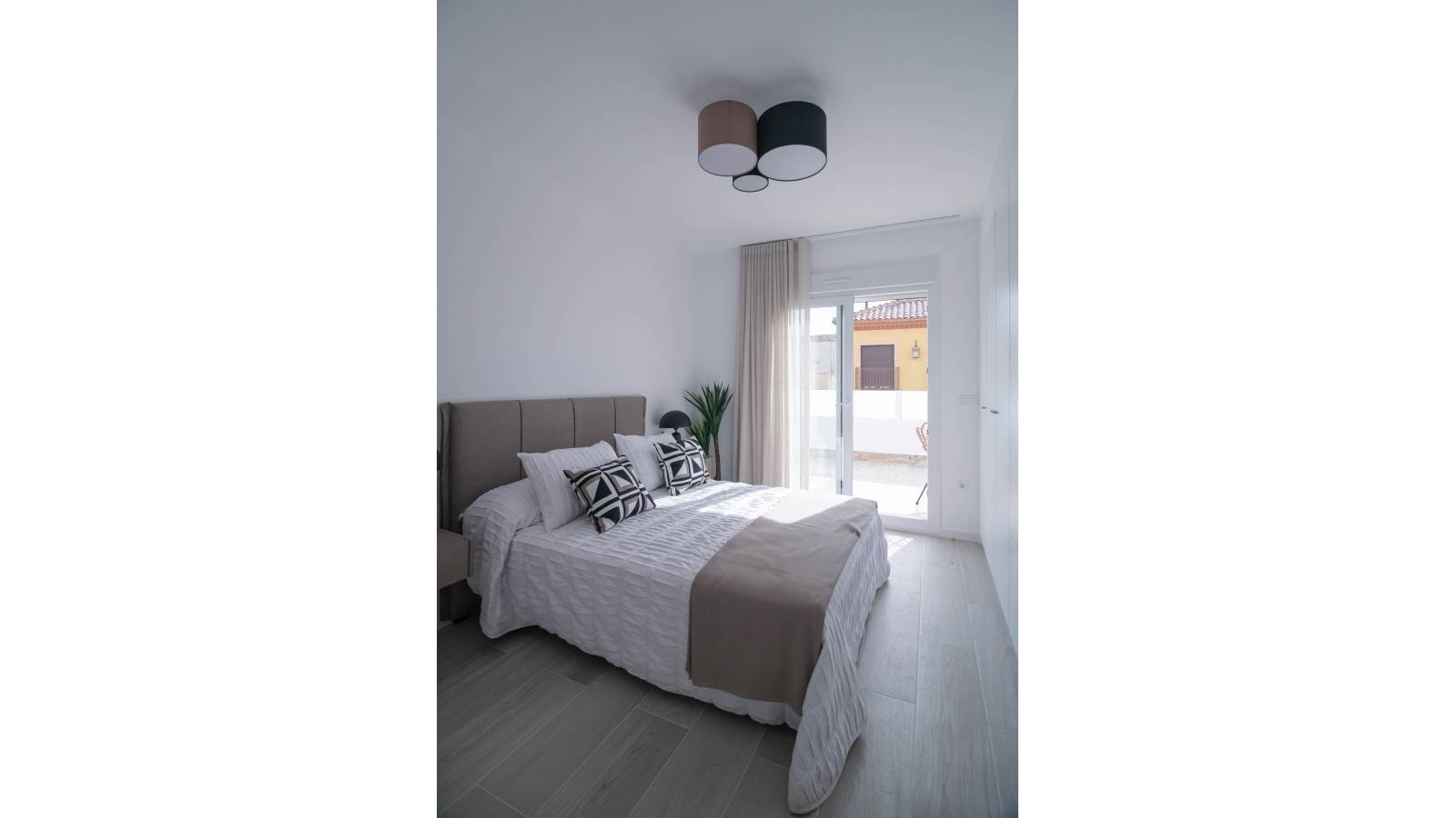 Neue immoblilien - semi-detached - Jerónimo y Avileses