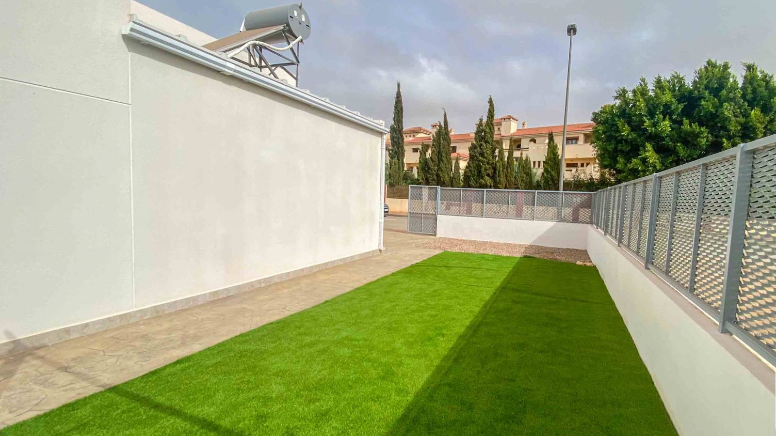 Neue immoblilien - semi-detached - Los Alcazares