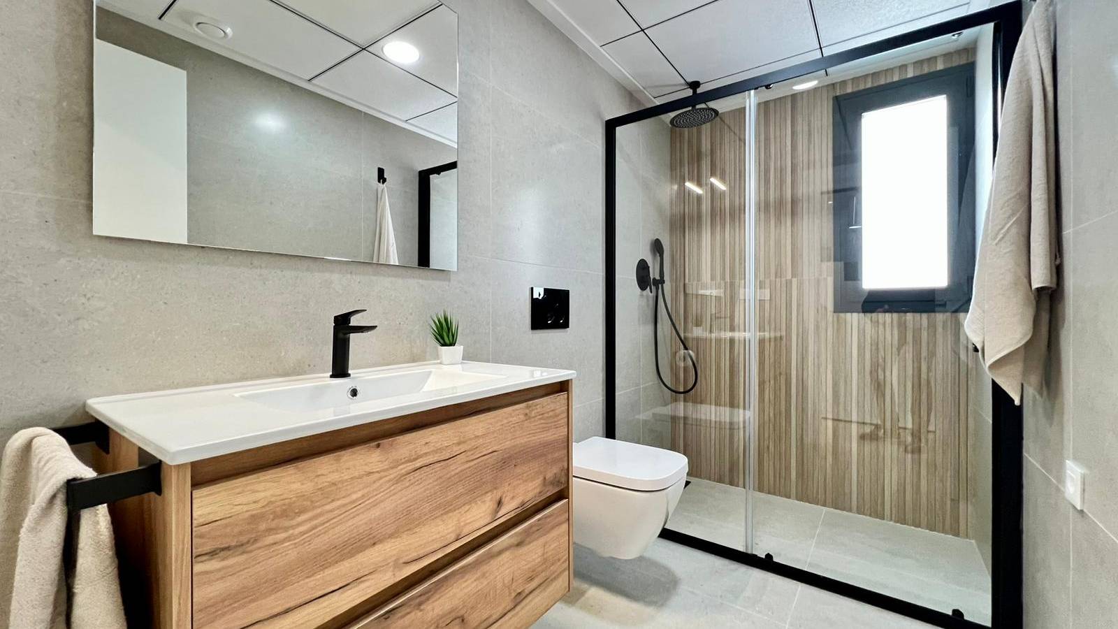 Neue immoblilien - Stadthaus - Benferri