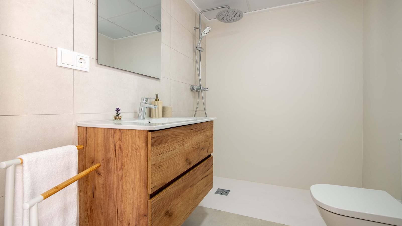 Neue immoblilien - Stadthaus - Cox