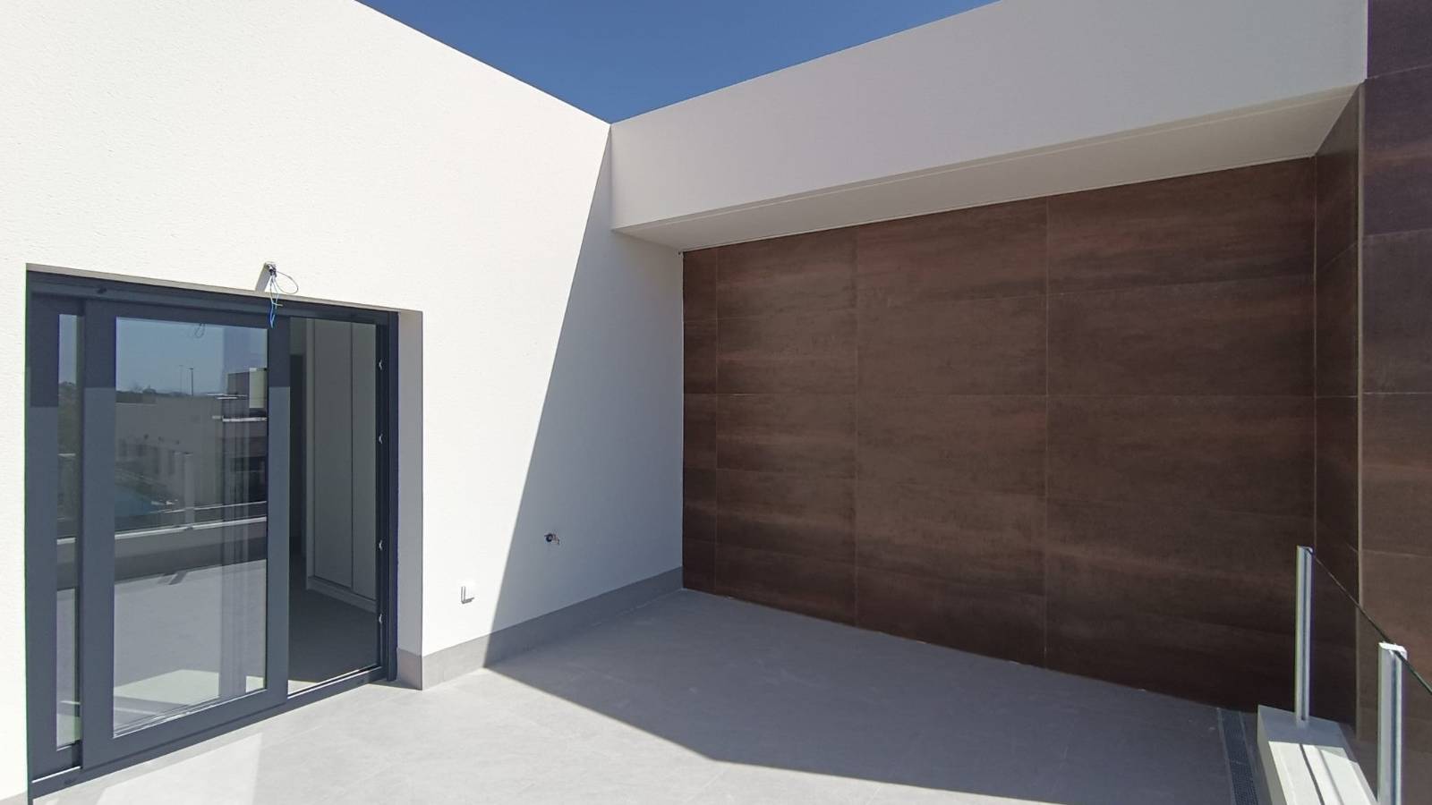 Neue immoblilien - Villa - Daya Nueva