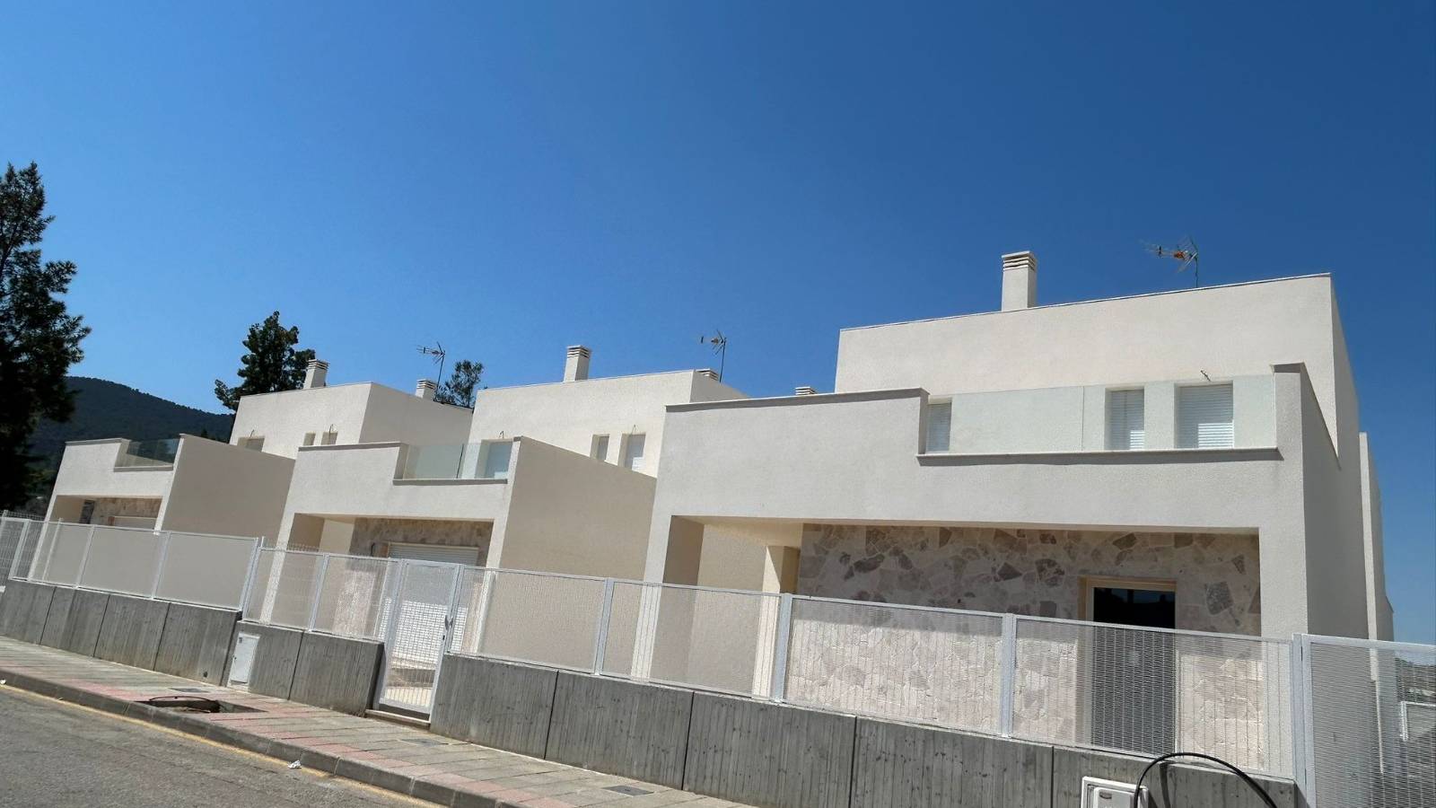 Neue immoblilien - Villa - Hondón de las Nieves