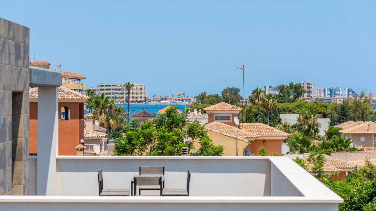 Neue immoblilien - Villa - La Manga del Mar Menor - Playa Honda