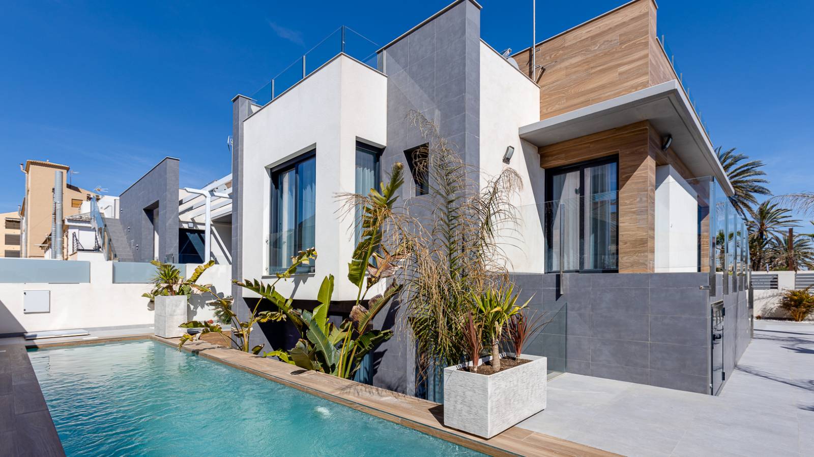 Neue immoblilien - Villa - La Mata