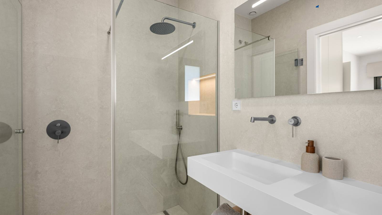 Neue immoblilien - Villa - Los Alcazares - Serena Golf