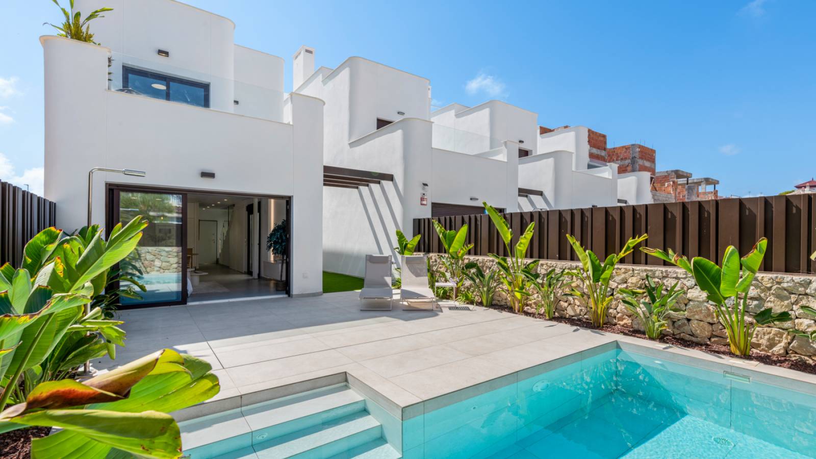 Neue immoblilien - Villa - Mil Palmeras