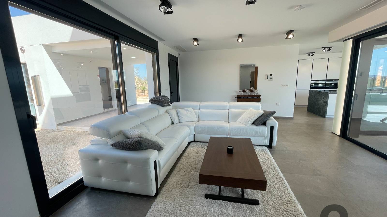 Neue immoblilien - Villa - 