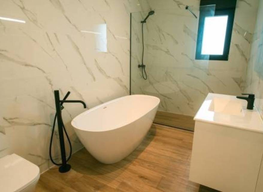 Neue immoblilien - Villa - 