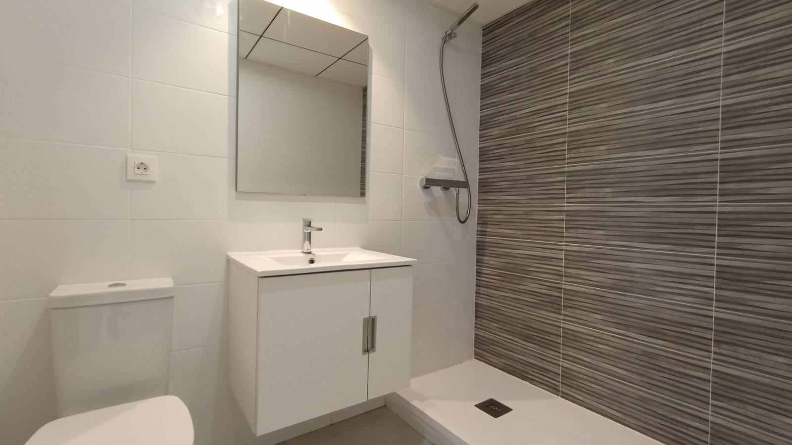 Neue immoblilien - Wohnung - Mil Palmeras