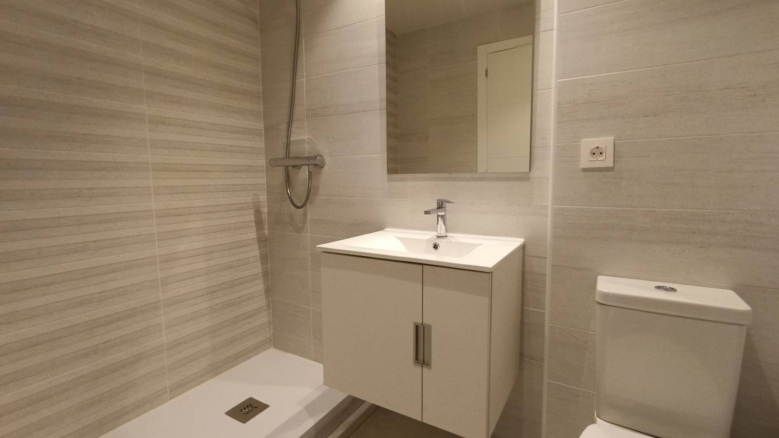 Neue immoblilien - Wohnung - Mil Palmeras