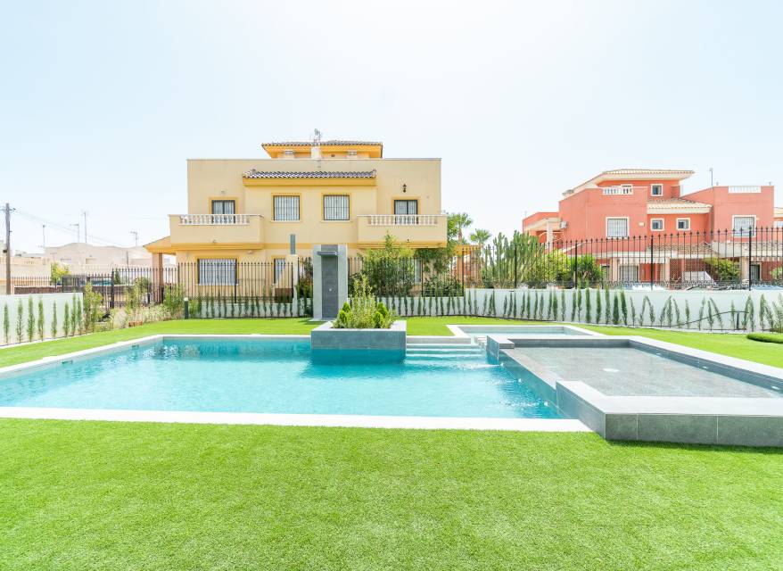 Nouvelle construction - high-bungalow - Torrevieja
