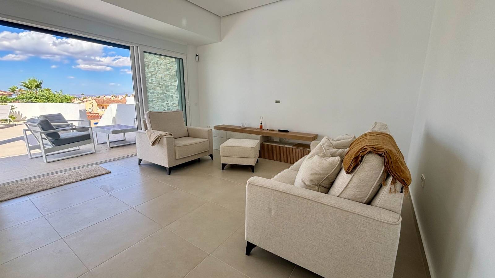 Nouvelle construction - Villa - Benijofar