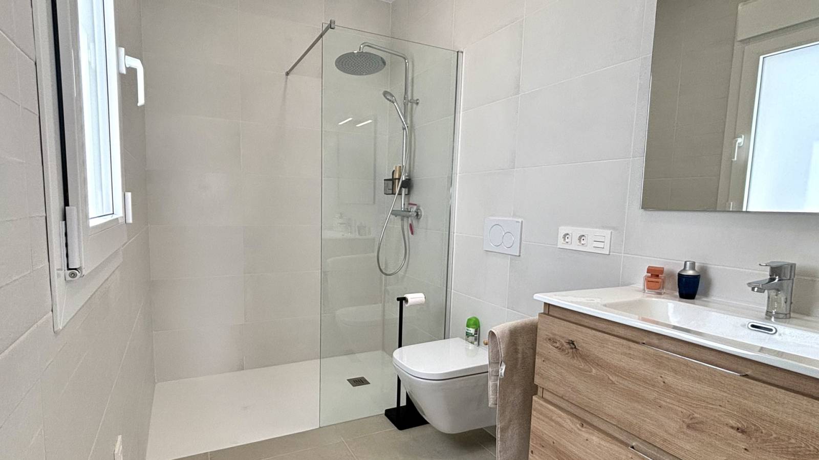 Nouvelle construction - Villa - Benijofar