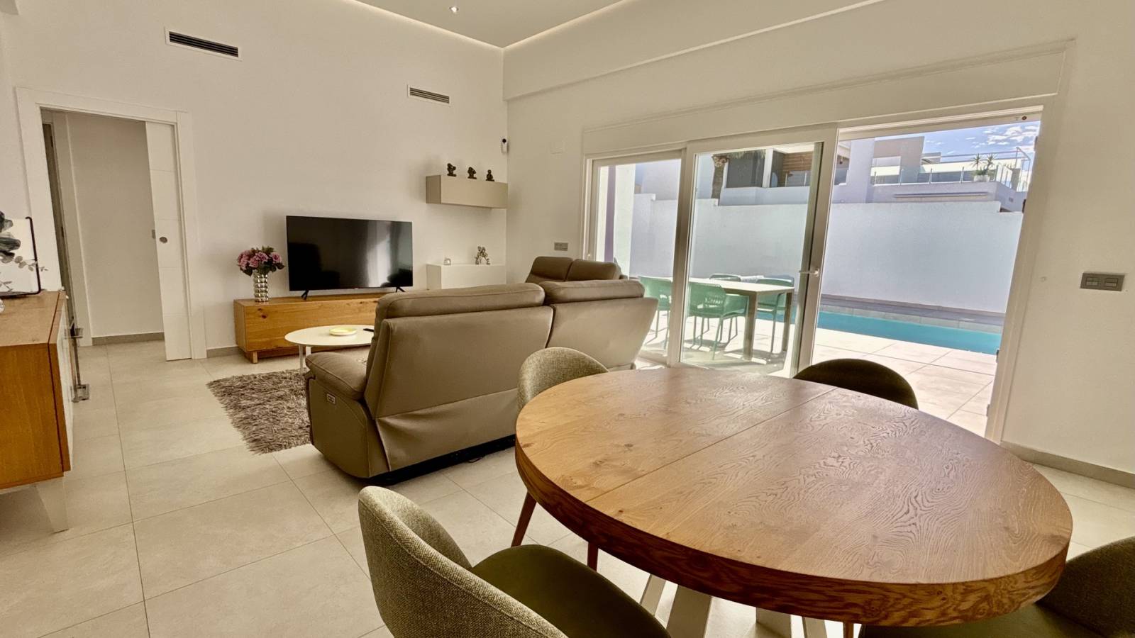 Nouvelle construction - Villa - Benijofar