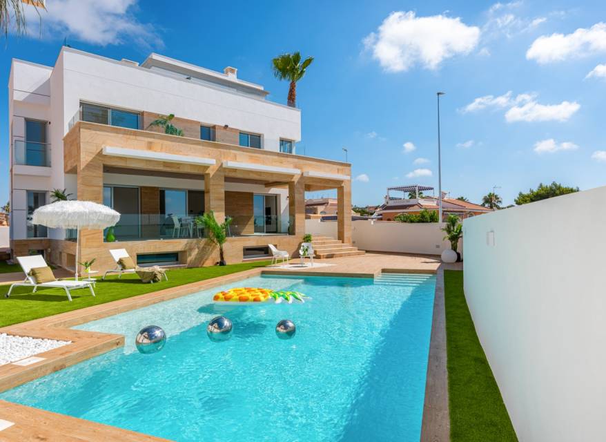 Nouvelle construction - Villa - Ciudad Quesada