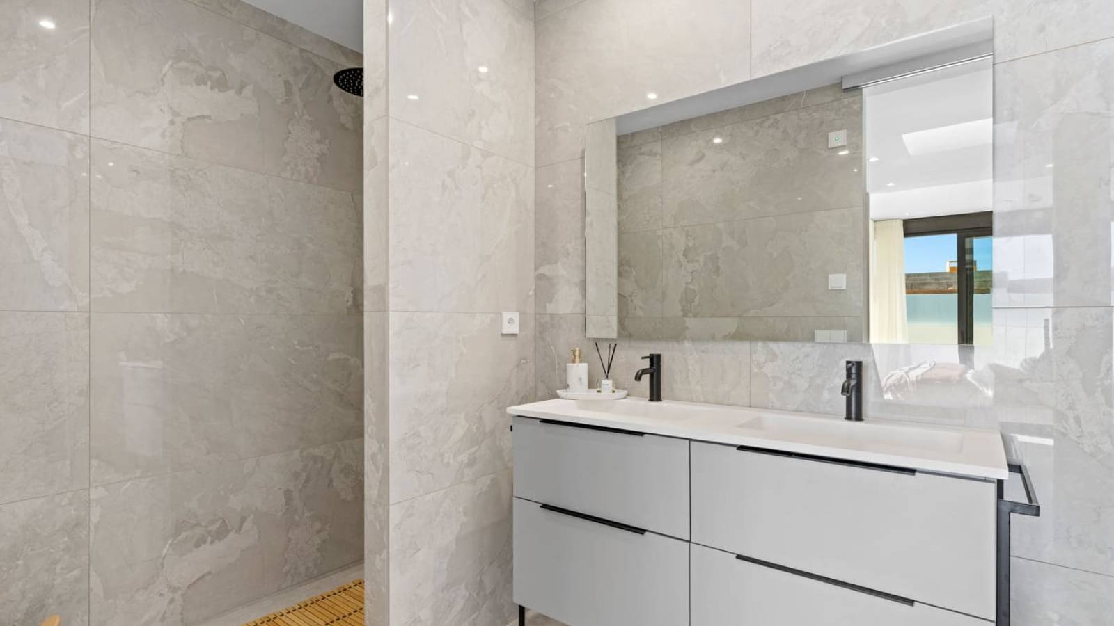 Nouvelle construction - Villa - Polop