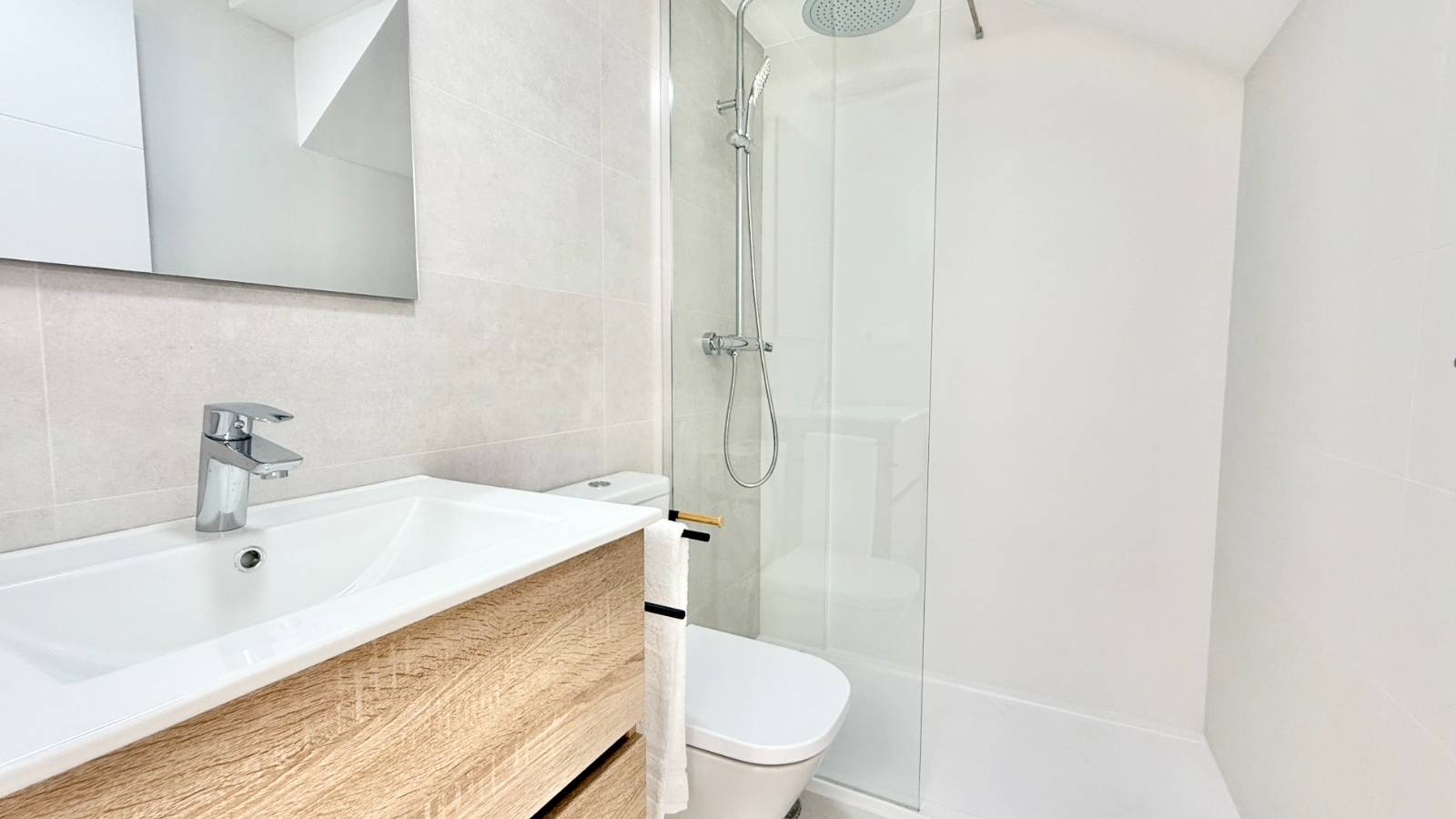 Nowy budynek - Ground floor - Cox