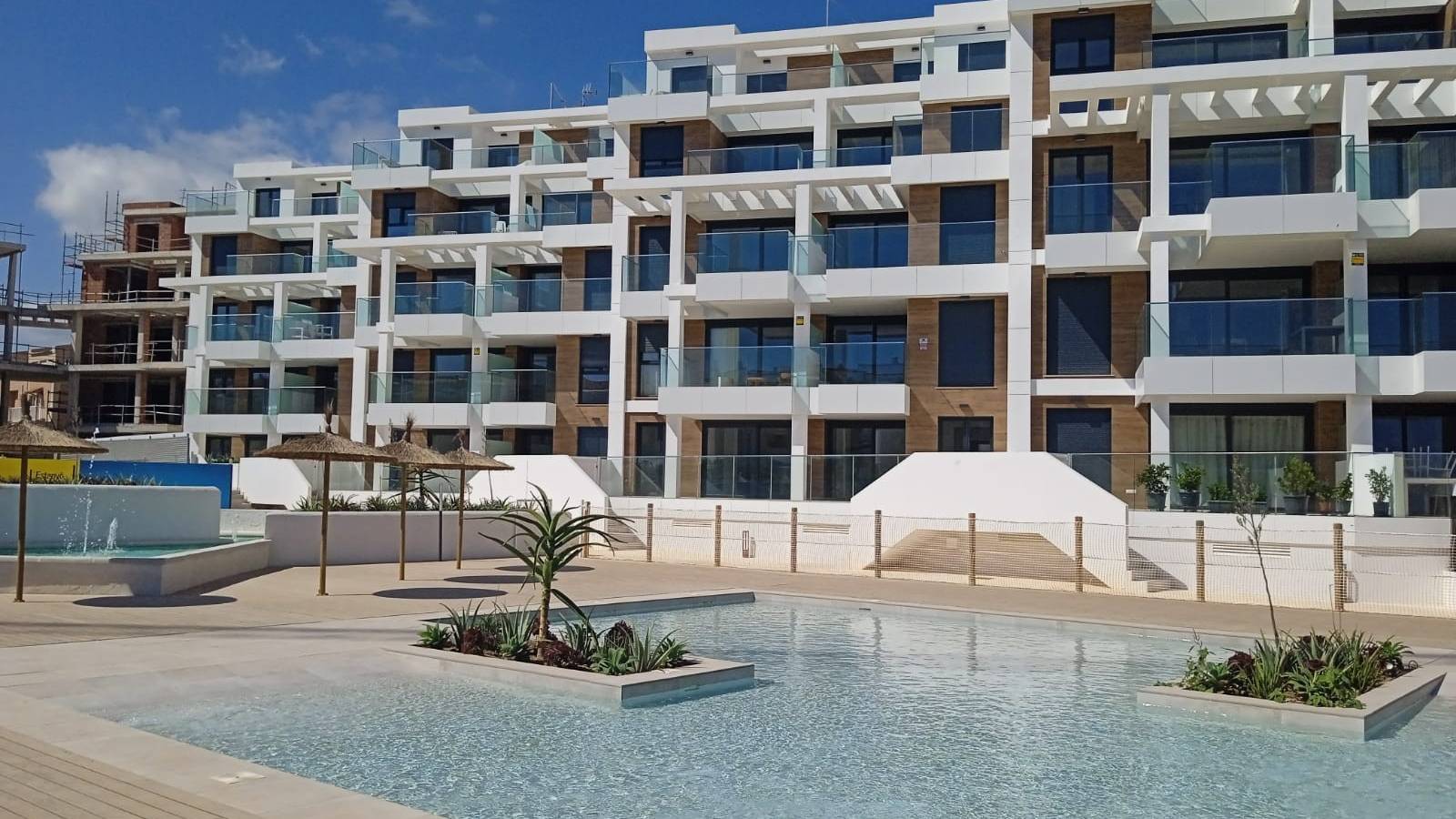Nowy budynek - Ground floor - Denia - Port