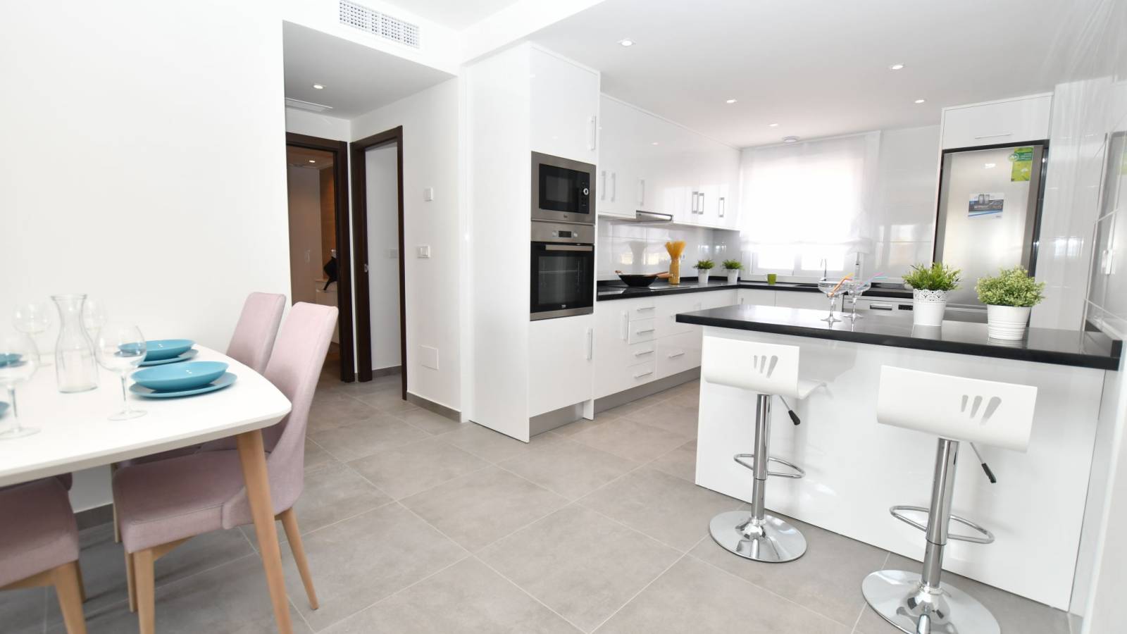 Nowy budynek - Ground floor - San Miguel de Salinas