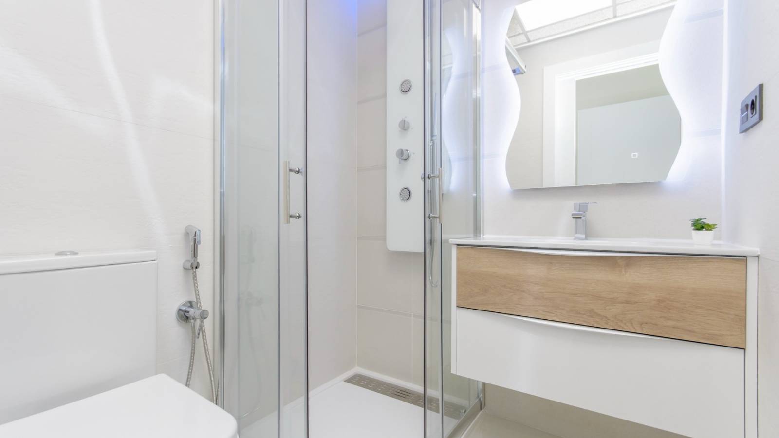 Nowy budynek - Ground floor - Torrevieja - Los Balcones