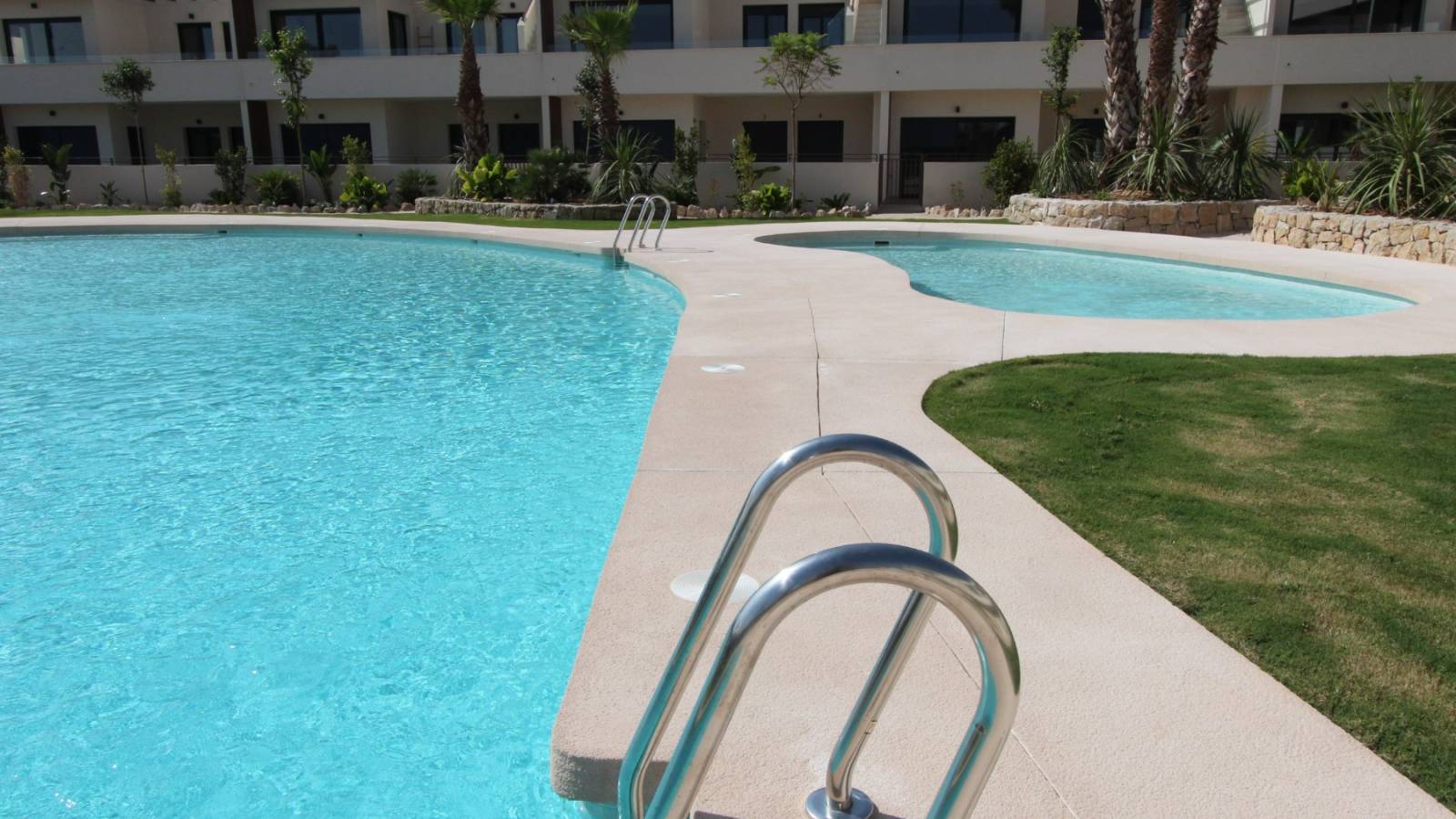 Nowy budynek - Ground floor - Torrevieja