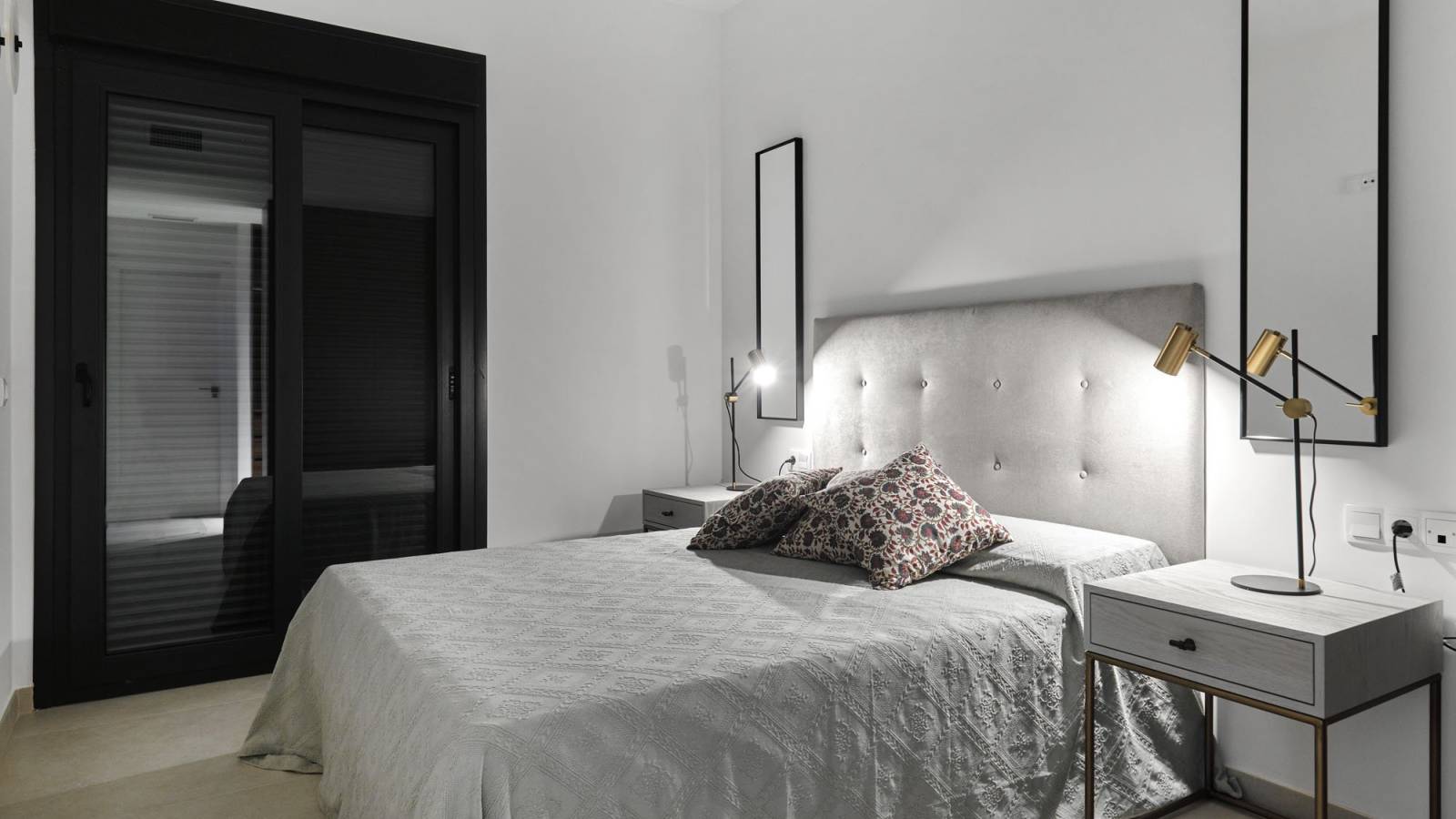 Nowy budynek - Ground floor - Torrevieja