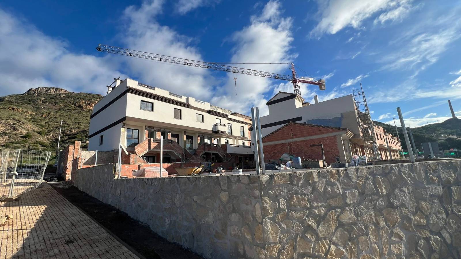 Nowy budynek - Kamienica - 