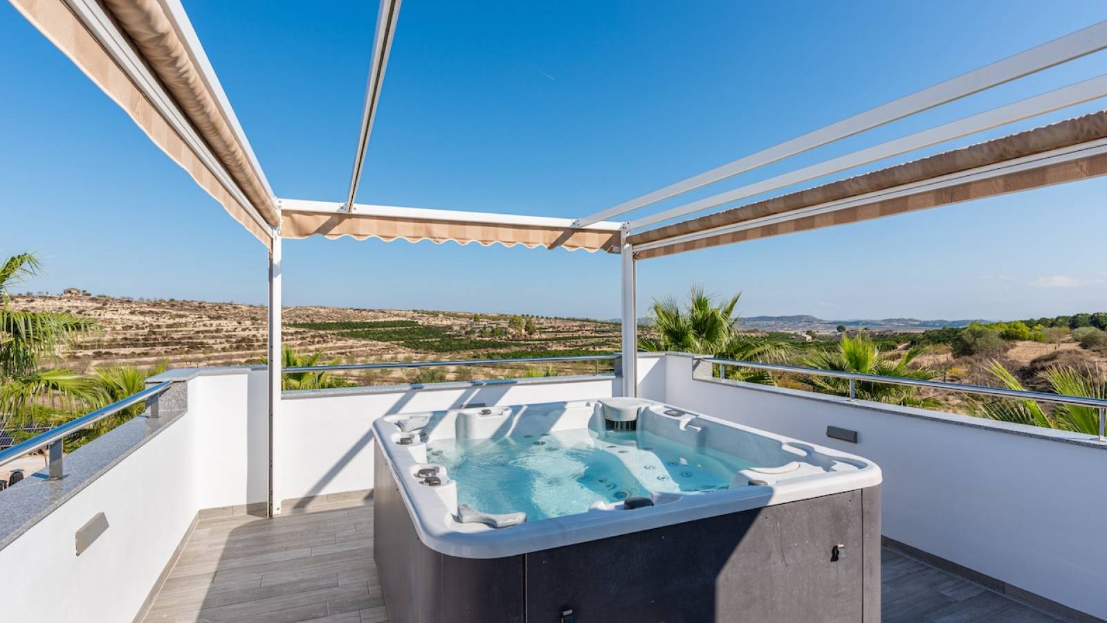 Nowy budynek -  - Orihuela