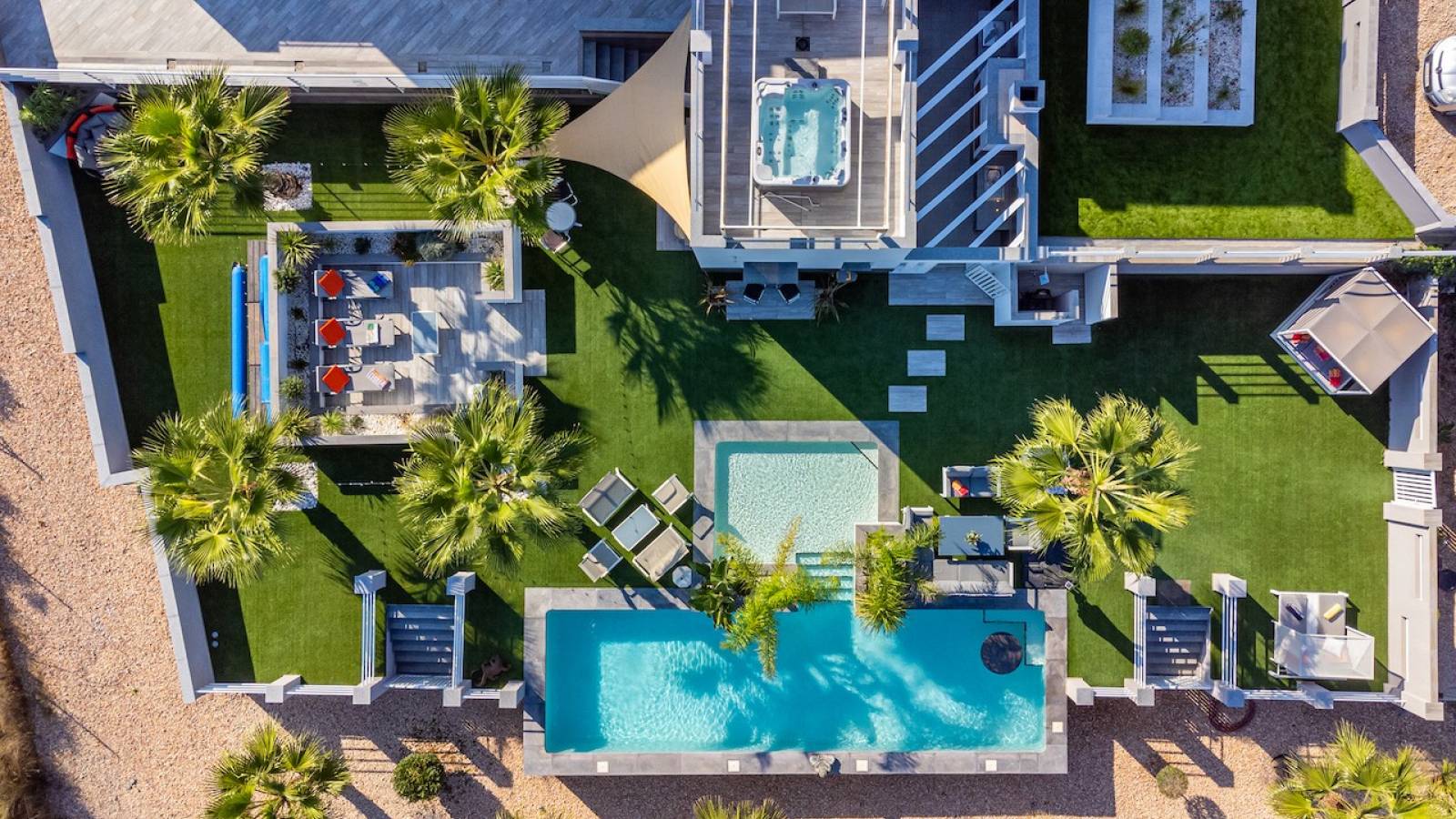 Nowy budynek -  - Orihuela