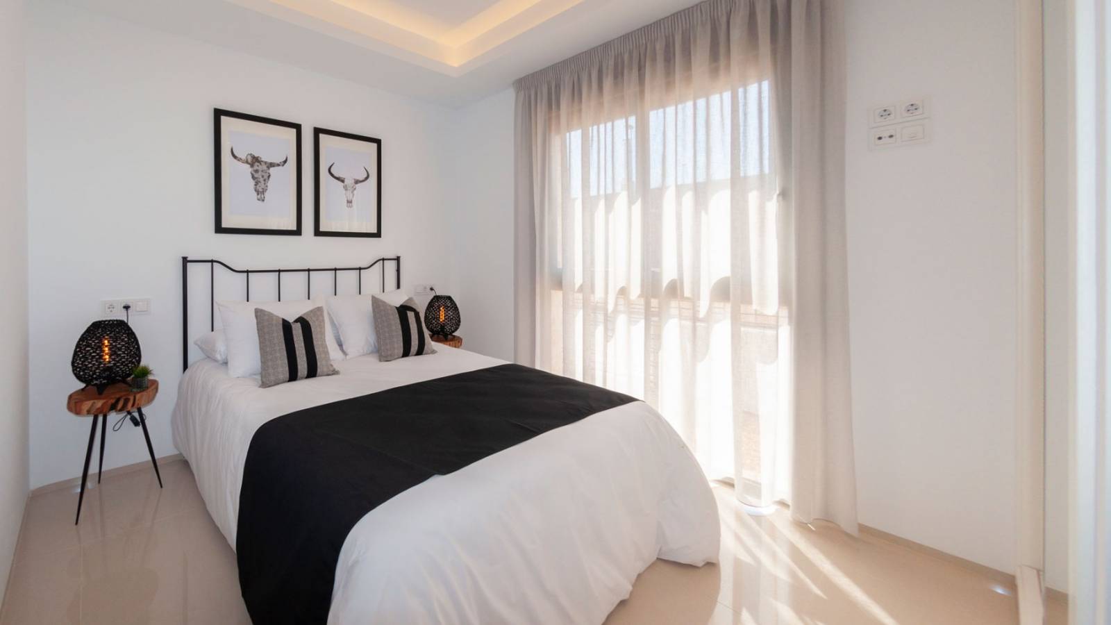 Nowy budynek - Villa - Los Alcazares