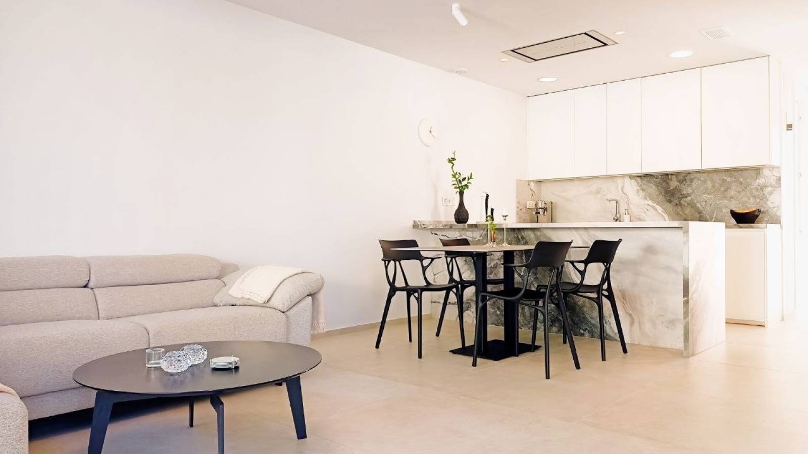 Nowy budynek - Villa - Punta Prima