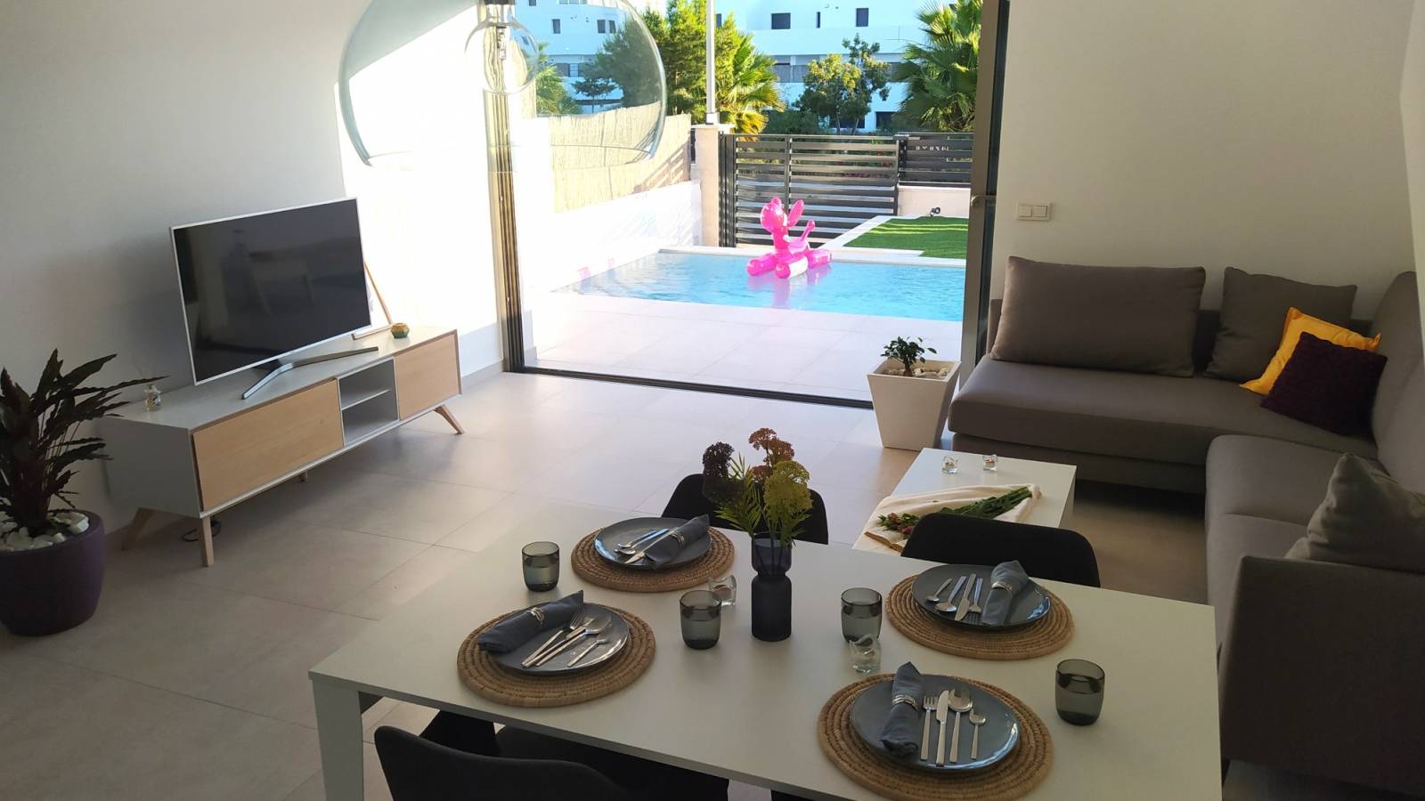 Nowy budynek - Villa - Villamartín