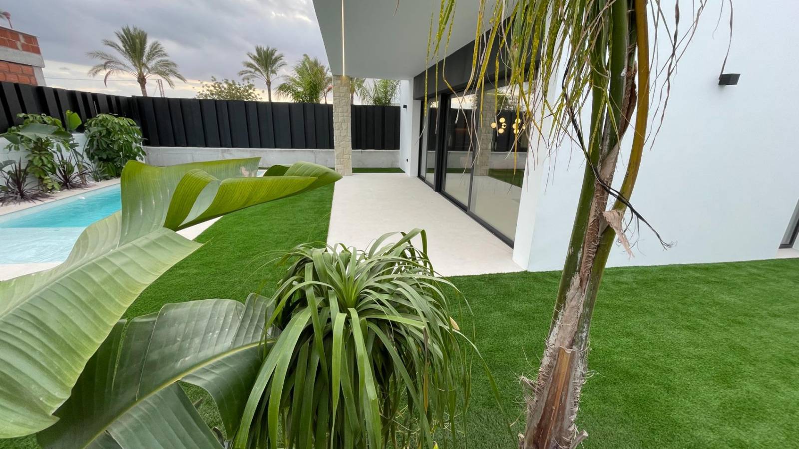 Nowy budynek - Villa - 