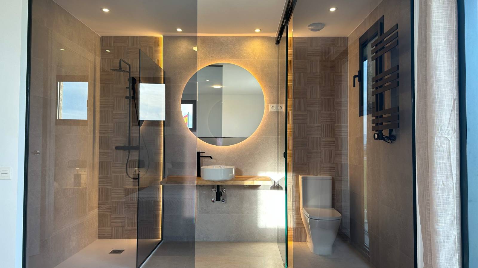 Nueva construcción  - Chalet - Desert Springs Golf village