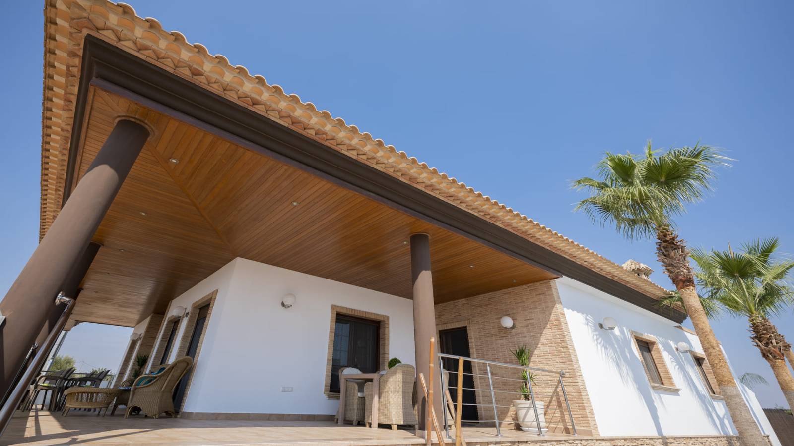 Nueva construcción  - Chalet - Jerónimo y Avileses